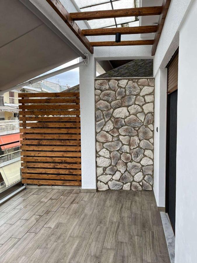 Luxury Townhouse Suite Larissa Extérieur photo