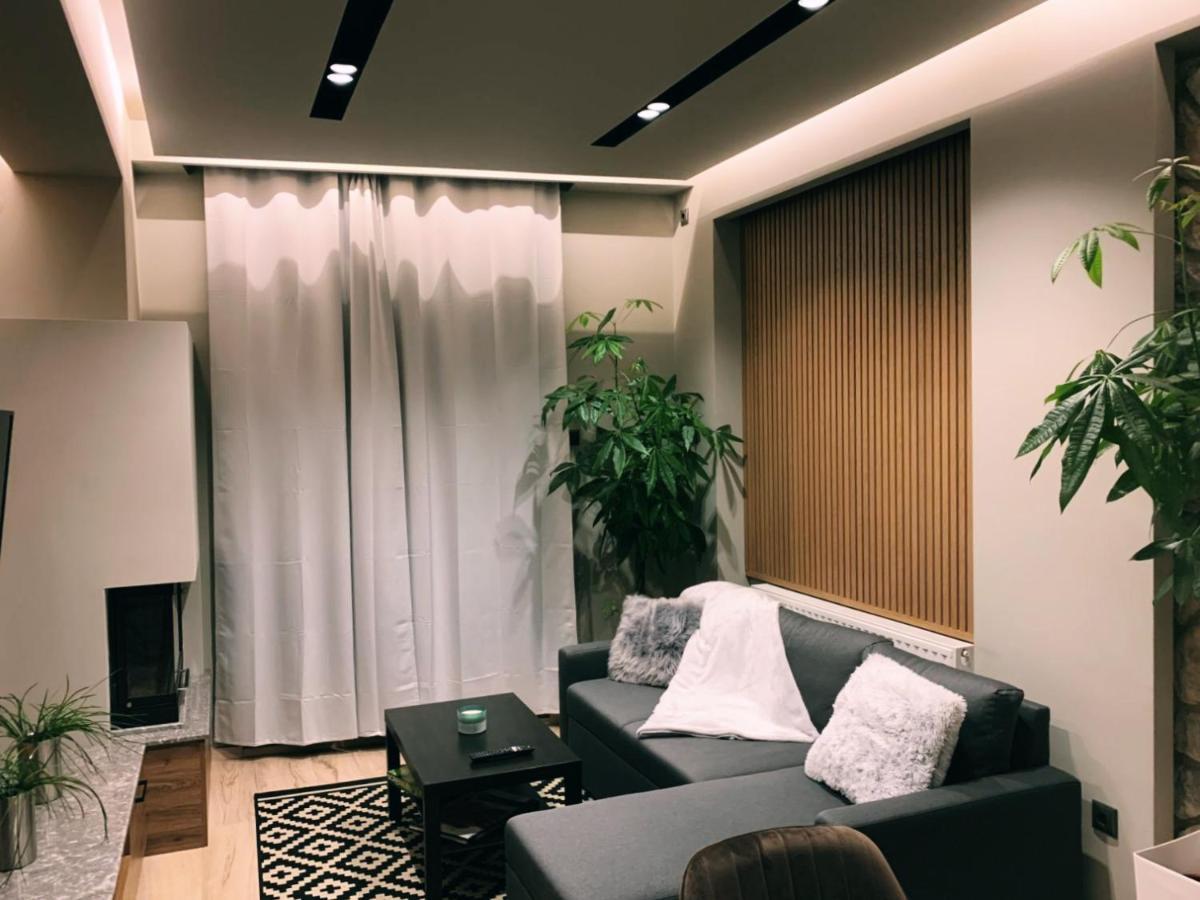 Luxury Townhouse Suite Larissa Extérieur photo